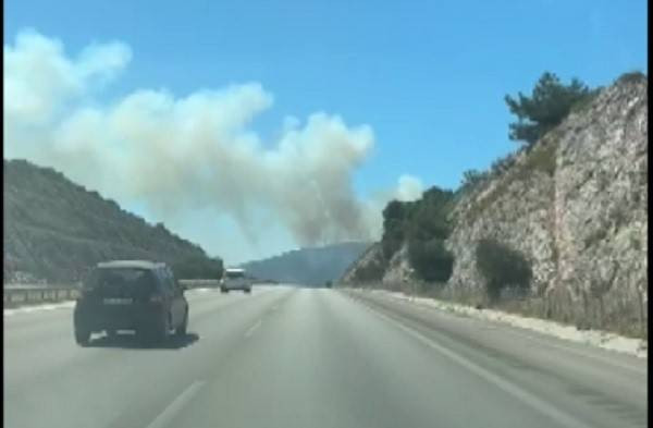 İzmir'deki orman yangını söndürüldü - Resim: 15